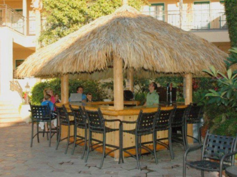 Red Roof Inn Plus & Suites Tampa Bagian luar foto